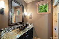 33184 West Shore Drive, Mount Vernon, WA 98274