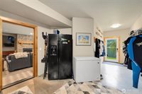 33184 West Shore Drive, Mount Vernon, WA 98274