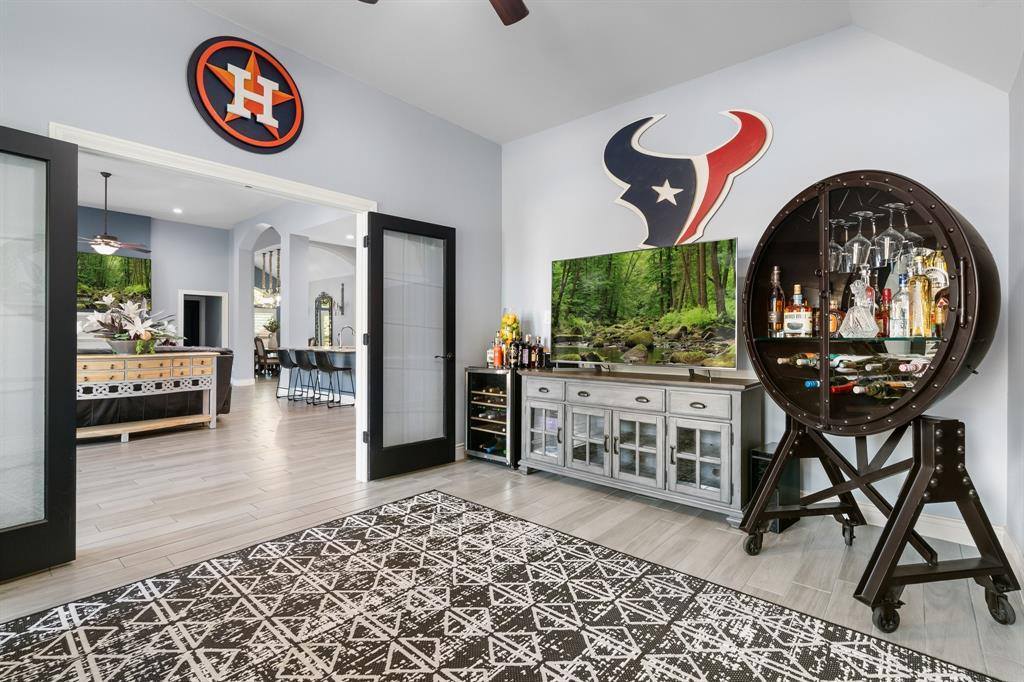 16406 Sawyer Knoll Lane, Houston, TX 77044