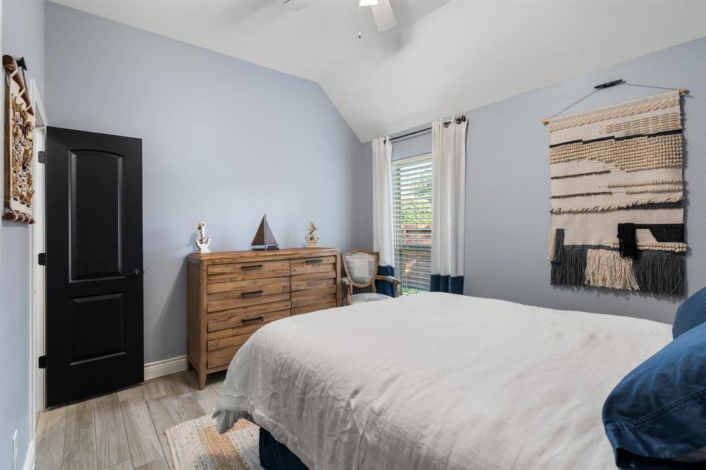 16406 Sawyer Knoll Lane, Houston, TX 77044