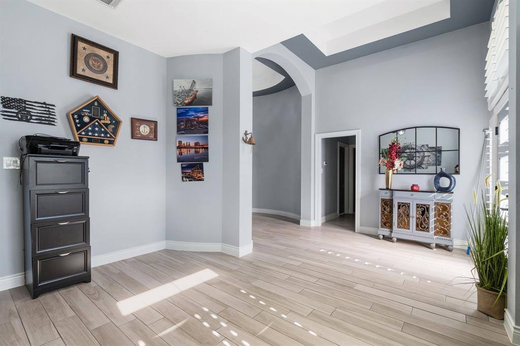 16406 Sawyer Knoll Lane, Houston, TX 77044