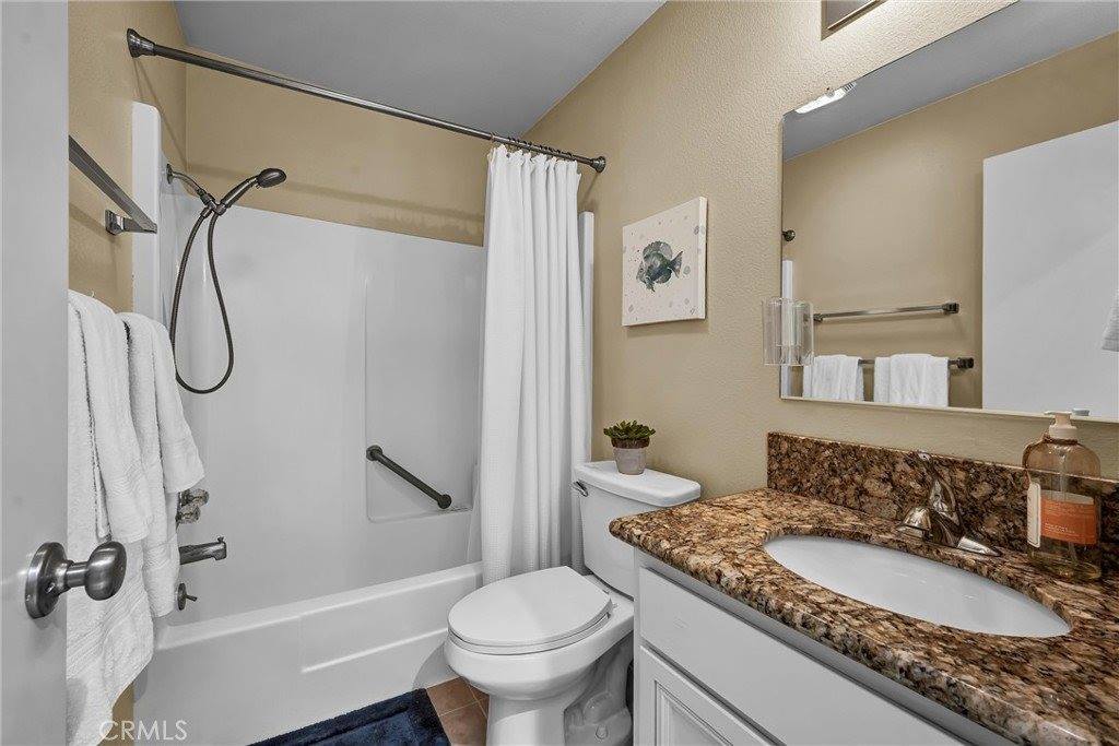 13201 Keys Boulevard, Clearlake Oaks, CA 95423