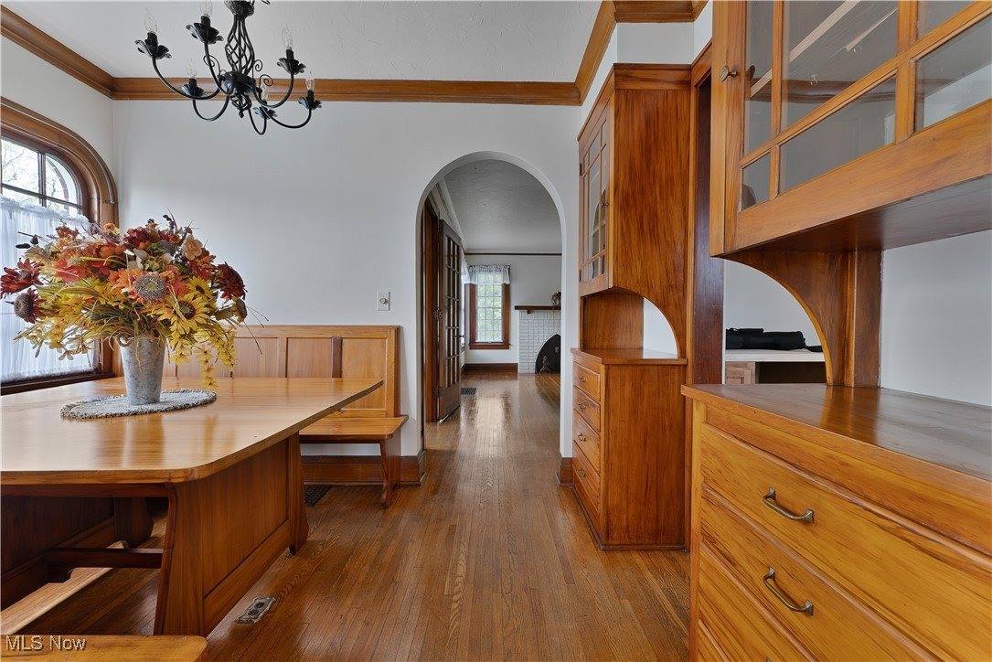 2004 Mahoning Avenue NW, Warren, OH 44483