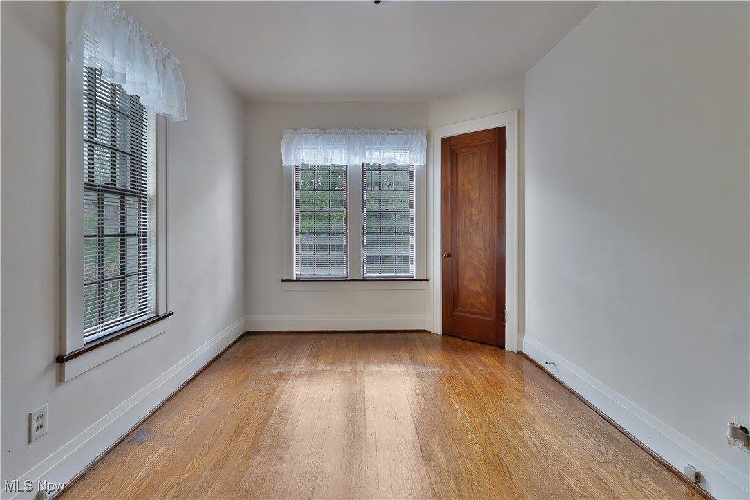 2004 Mahoning Avenue NW, Warren, OH 44483