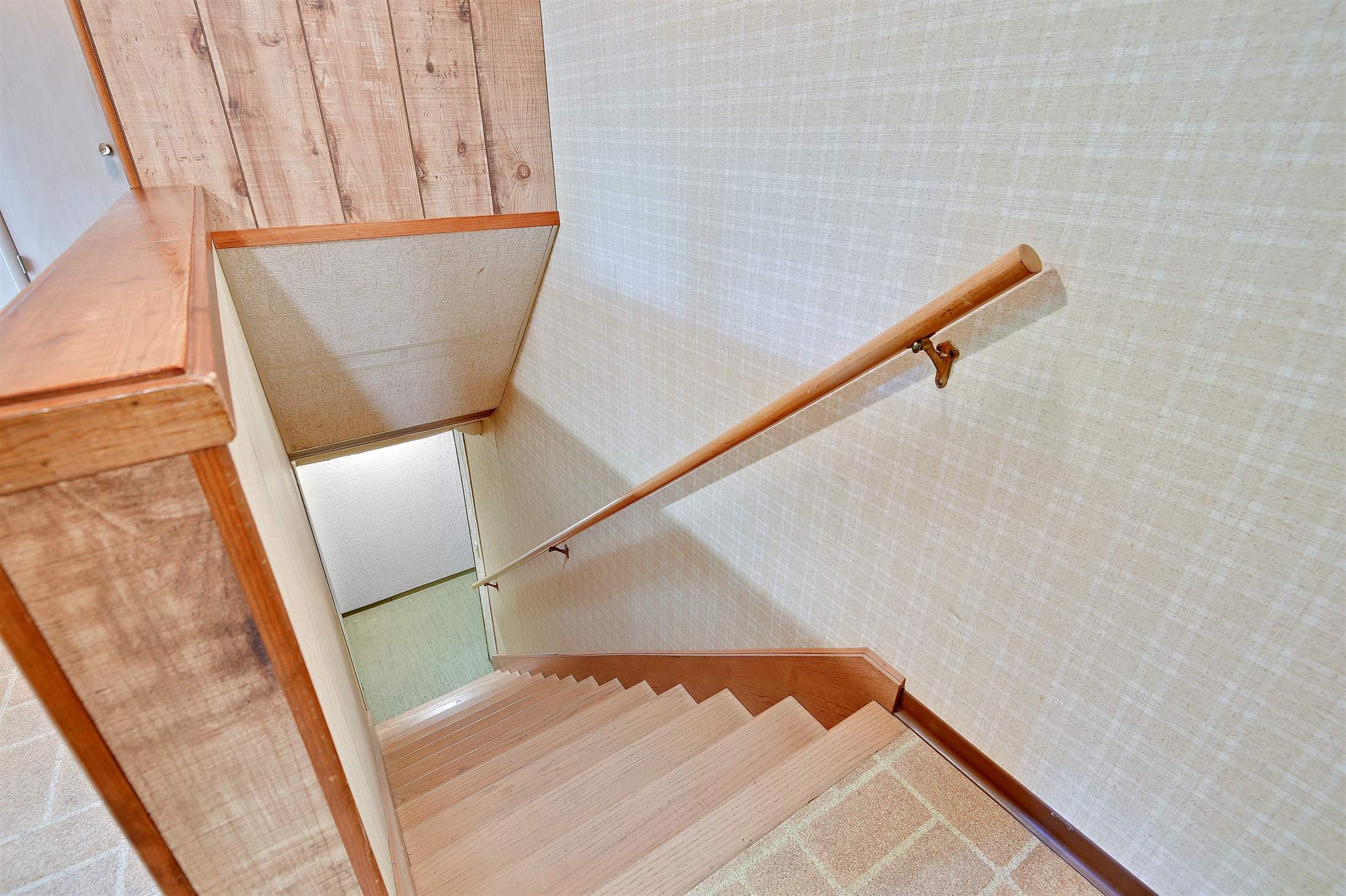 6521 Burnham Street, Merriam, KS 66202