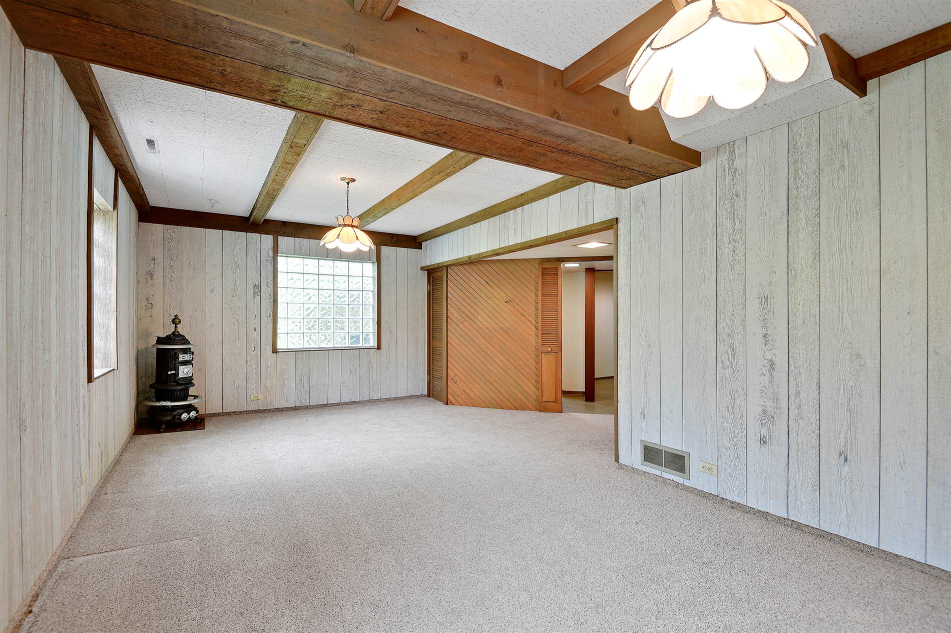 6521 Burnham Street, Merriam, KS 66202