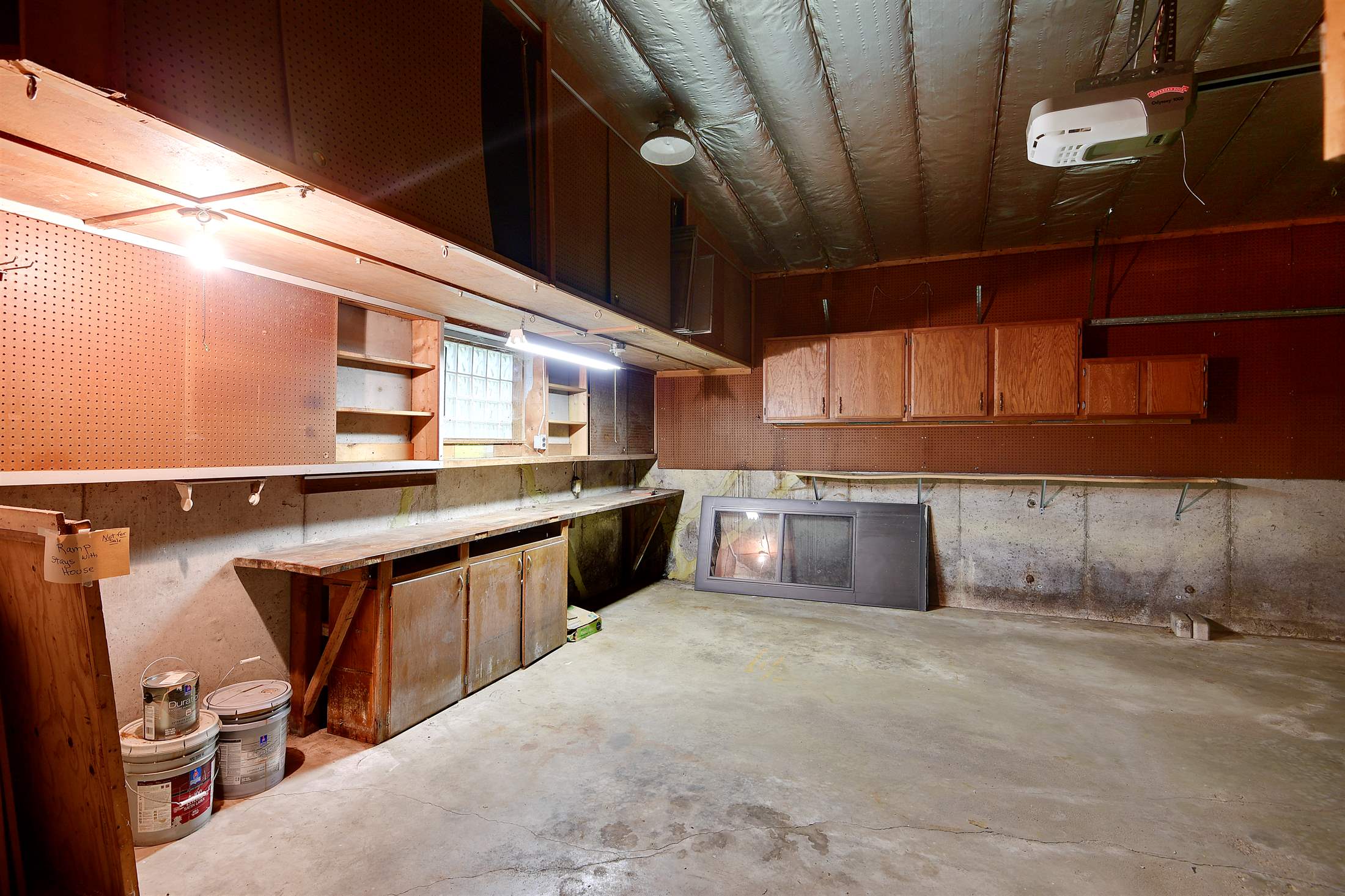 6521 Burnham Street, Merriam, KS 66202