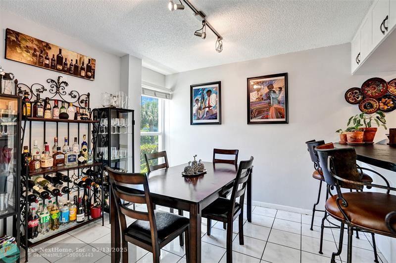 669 Cypress Ln 29B, Wilton Manors, FL 33305