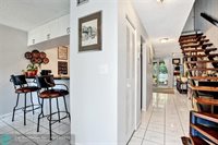 669 Cypress Ln 29B, Wilton Manors, FL 33305