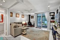 669 Cypress Ln 29B, Wilton Manors, FL 33305