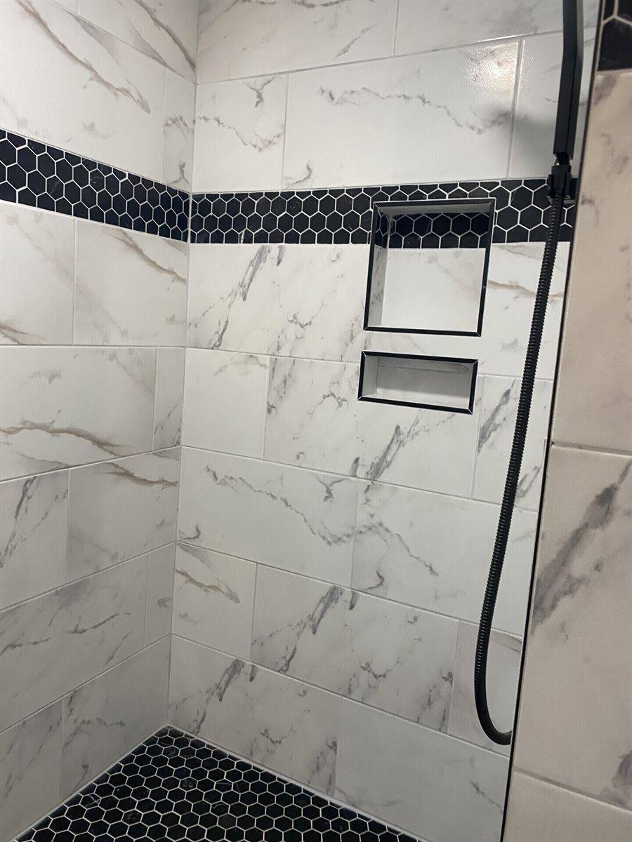 9 Blueberry Ln, Hardy, VA 24101