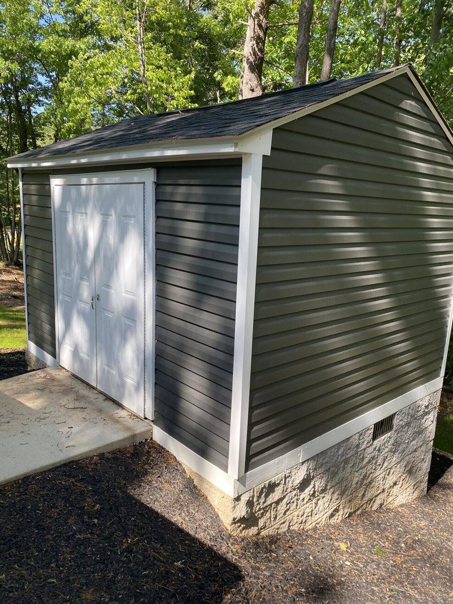 9 Blueberry Ln, Hardy, VA 24101