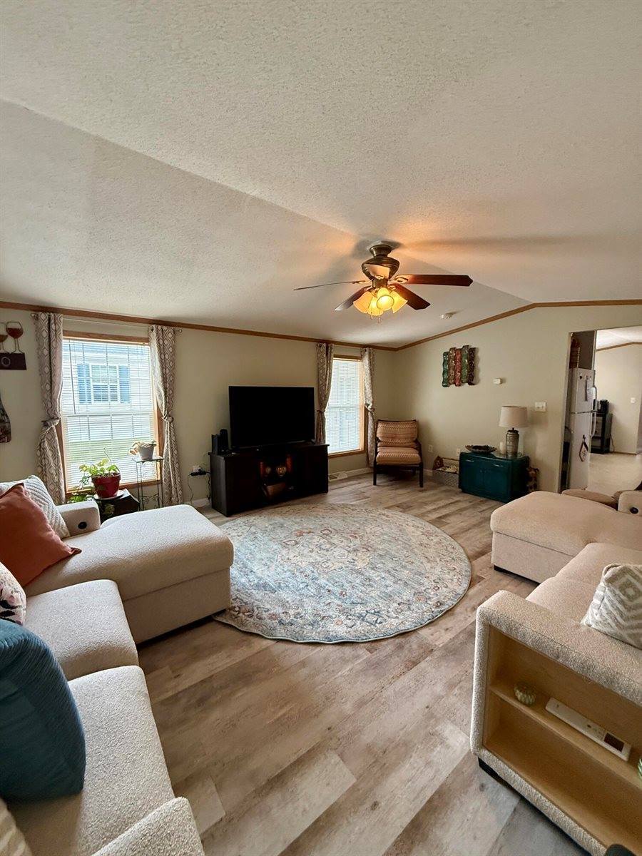 9 L Street, Bangor, ME 04401