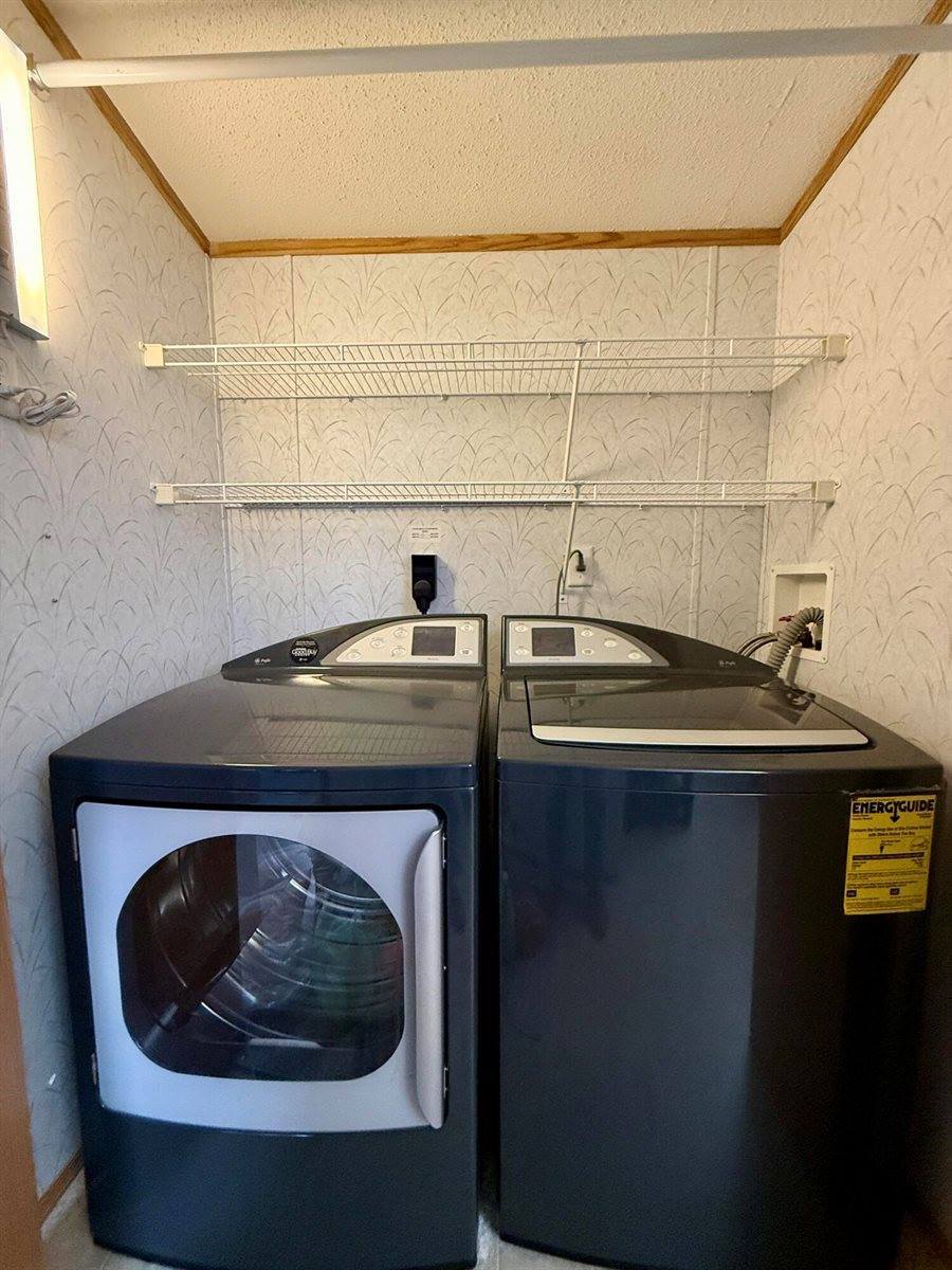 9 L Street, Bangor, ME 04401