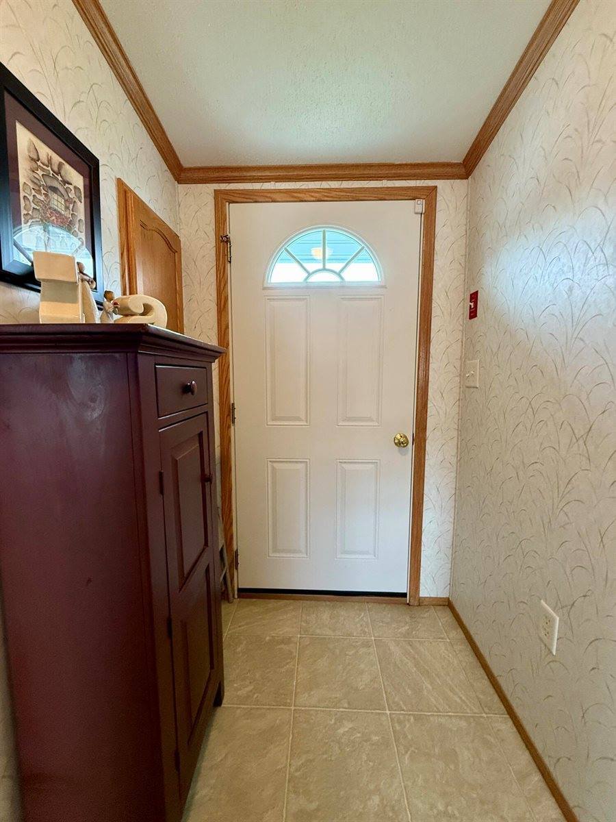 9 L Street, Bangor, ME 04401