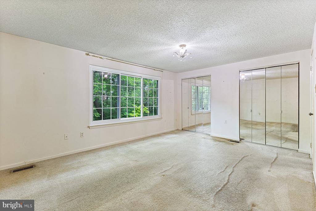 11337 Baroque Road, Silver Spring, MD 20901