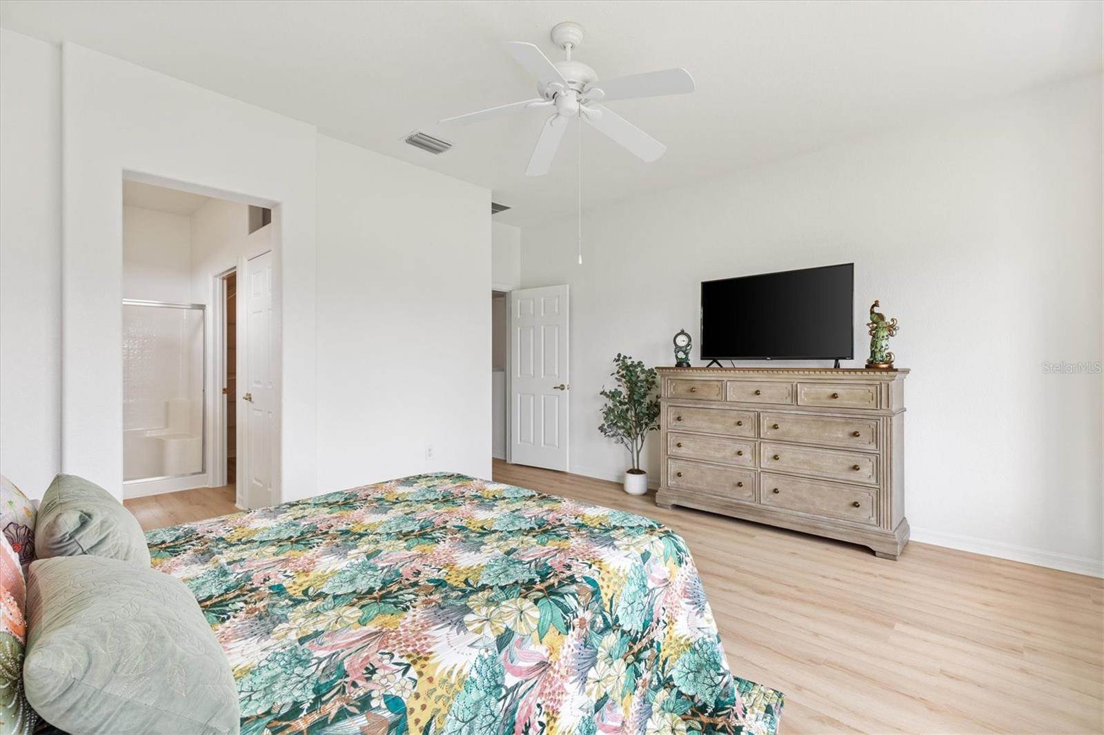 8779 SE 141st Lane Road, Summerfield, FL 34491