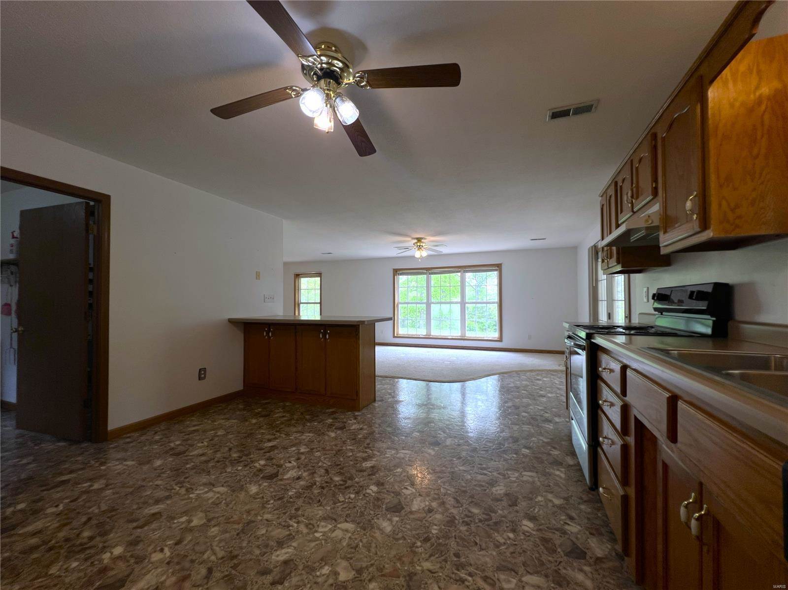 8 Highway K, Iberia, MO 65486