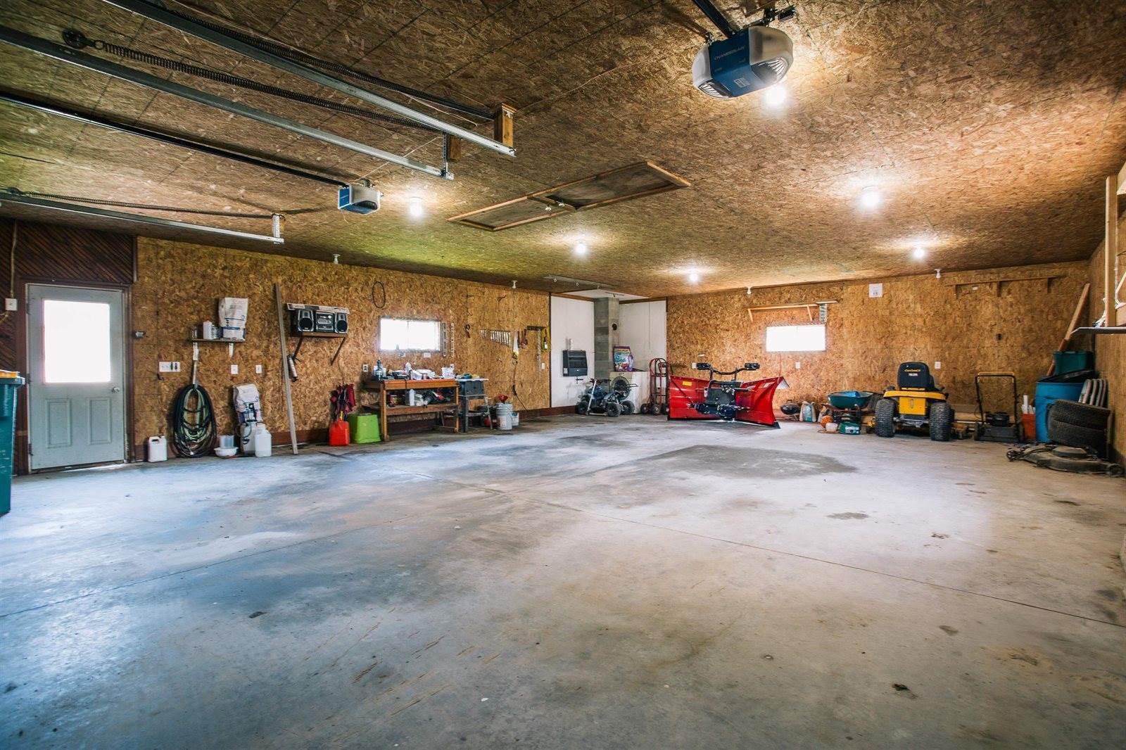 N6060 County Road K, Neillsville, WI 54456