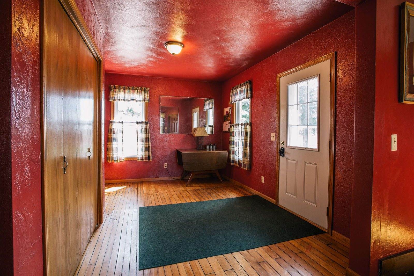 N6060 County Road K, Neillsville, WI 54456