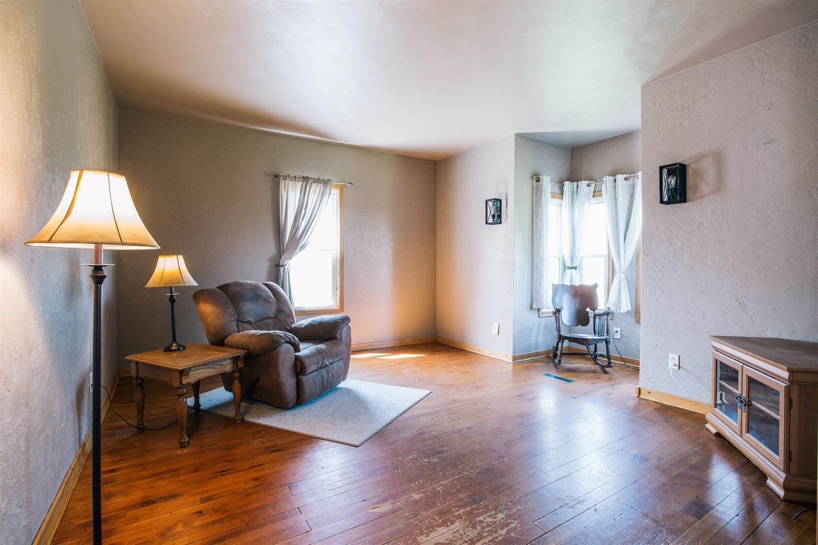 N6060 County Road K, Neillsville, WI 54456