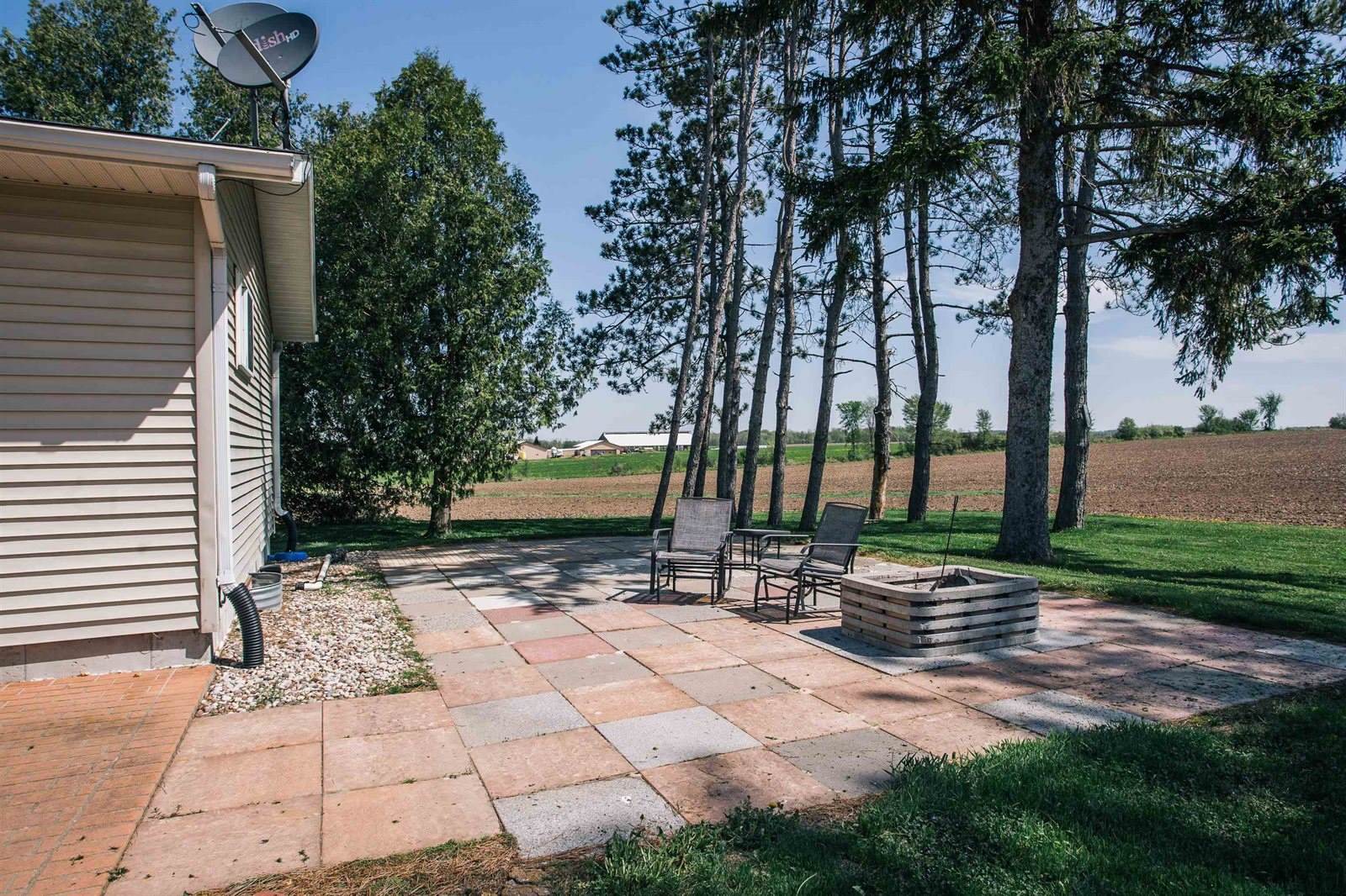 N6060 County Road K, Neillsville, WI 54456