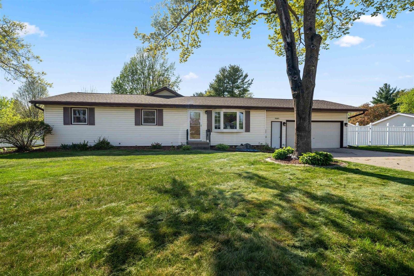 1820 Sampson Street, Wisconsin Rapids, WI 54494