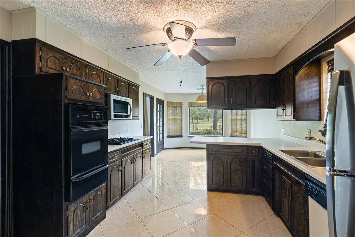 10 NW Compass, Lawton, OK 73505