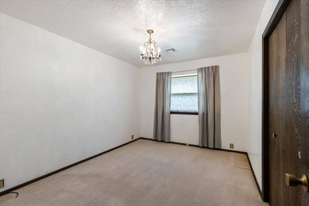 10 NW Compass, Lawton, OK 73505