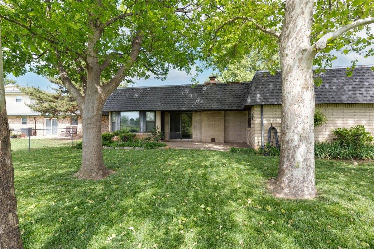 10 NW Compass, Lawton, OK 73505