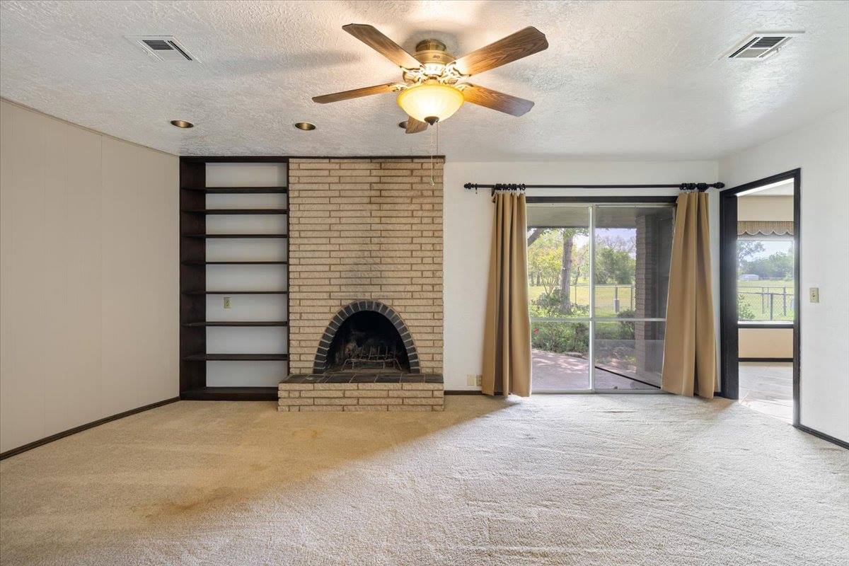 10 NW Compass, Lawton, OK 73505