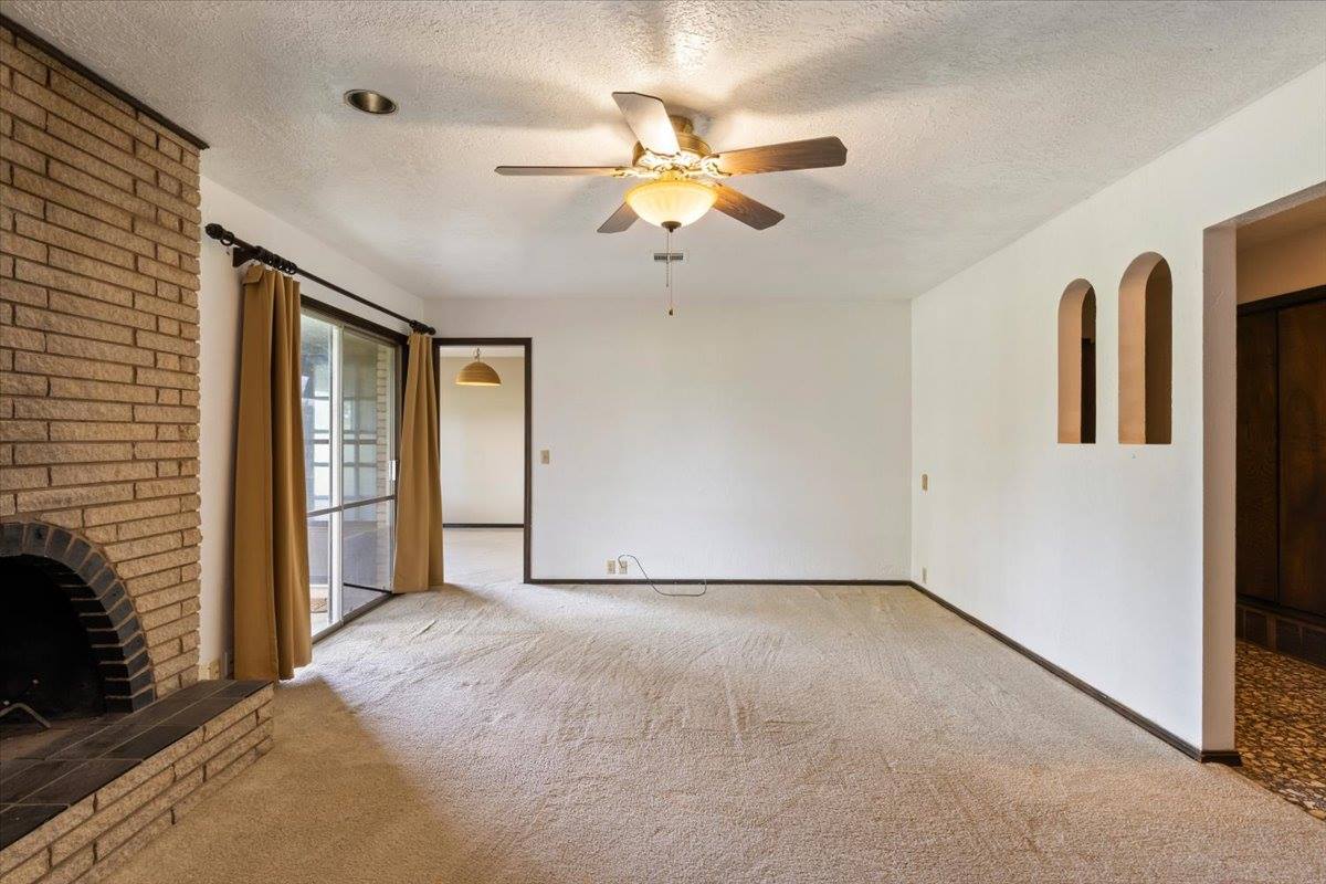 10 NW Compass, Lawton, OK 73505