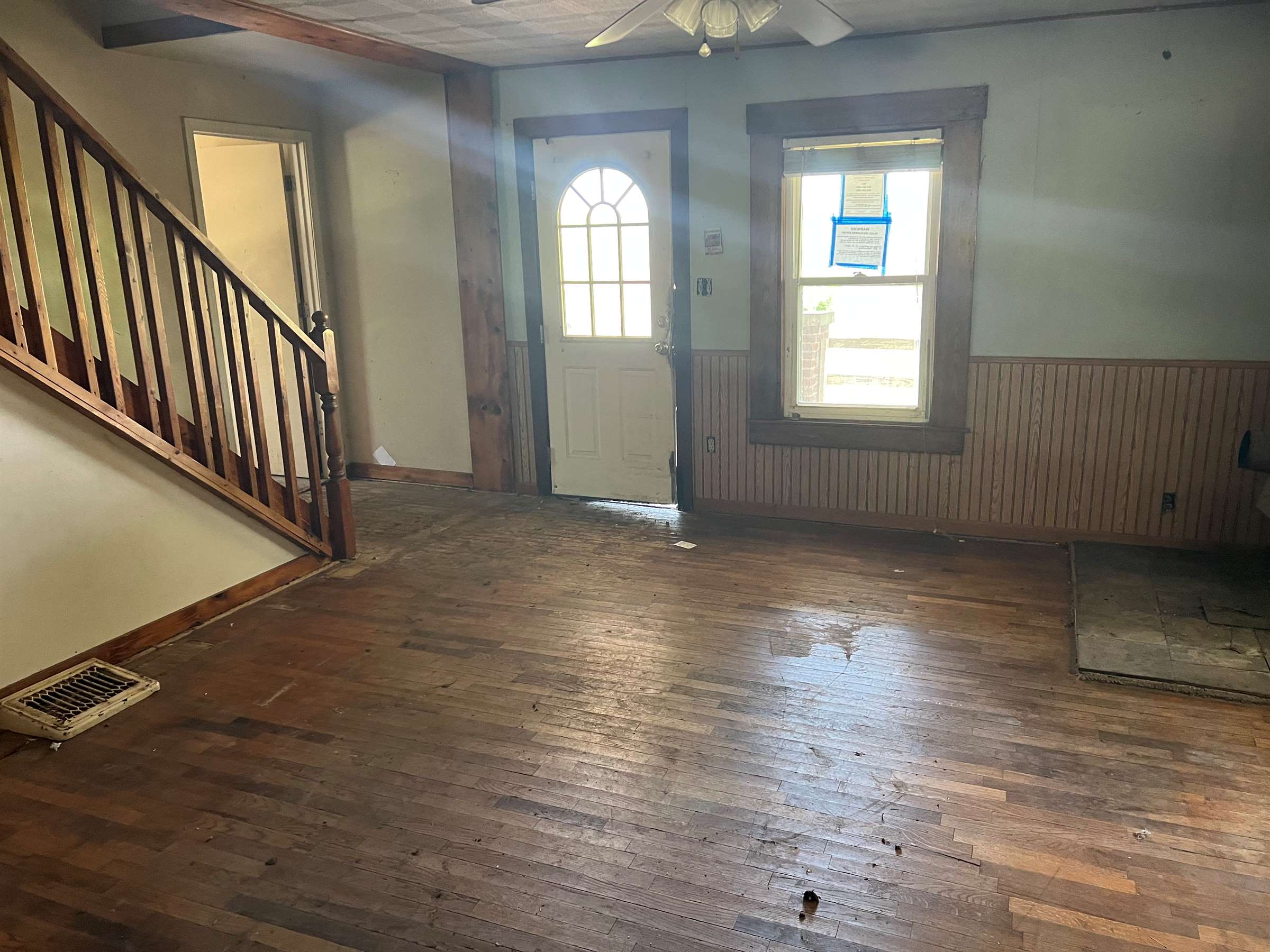 28226 231st St, Easton, KS 66020