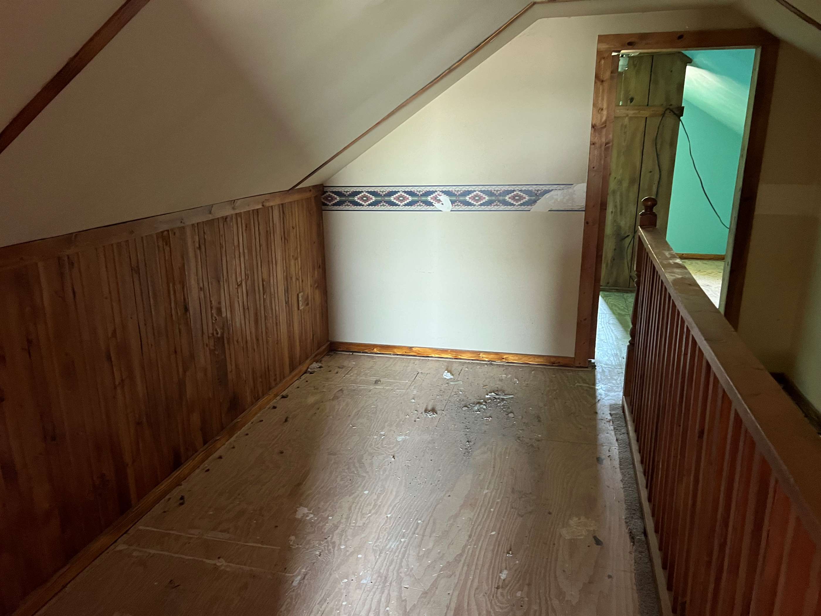 28226 231st St, Easton, KS 66020