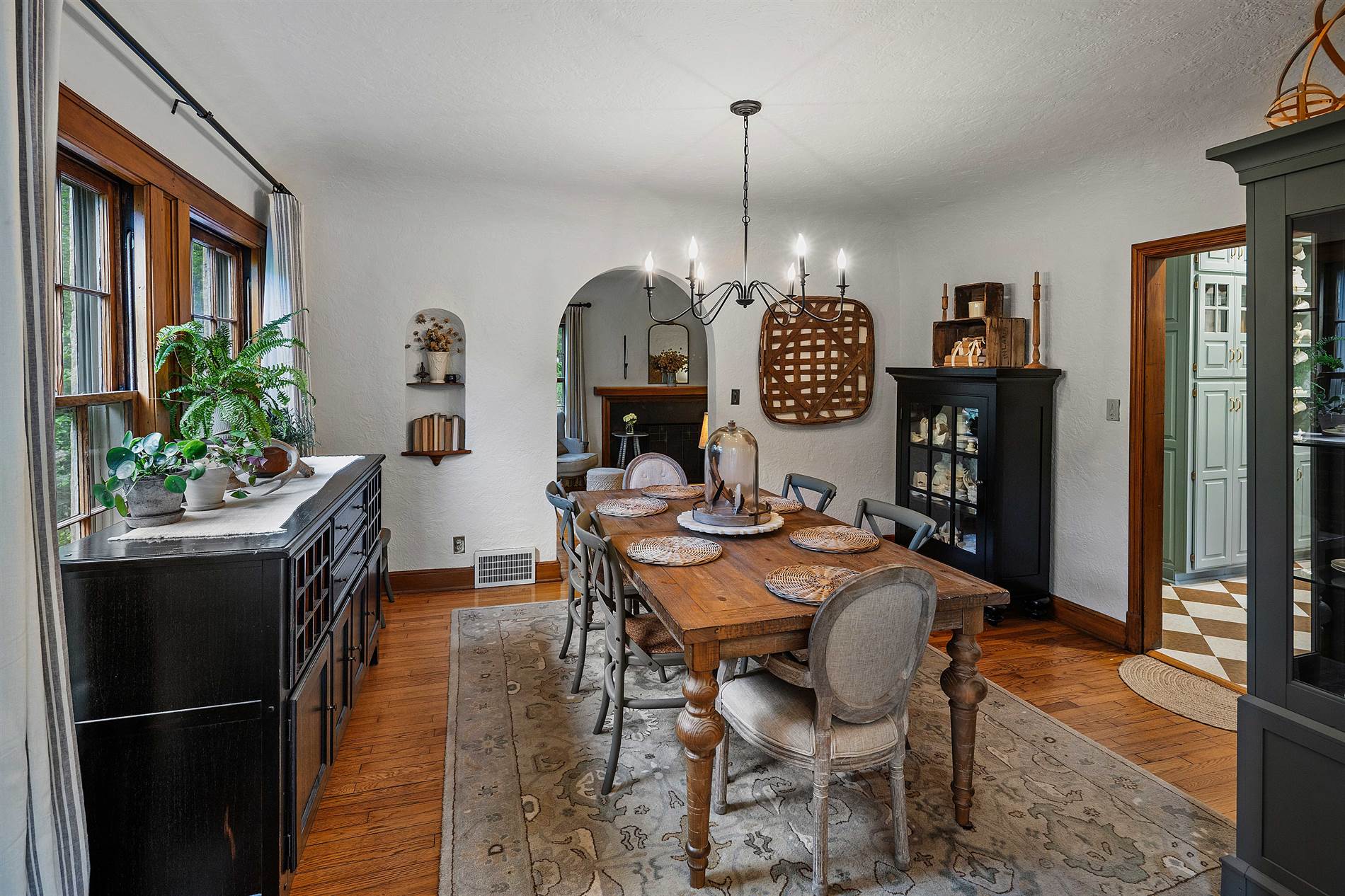 908 SW Iskagna Drive, Knoxville, TN 37919