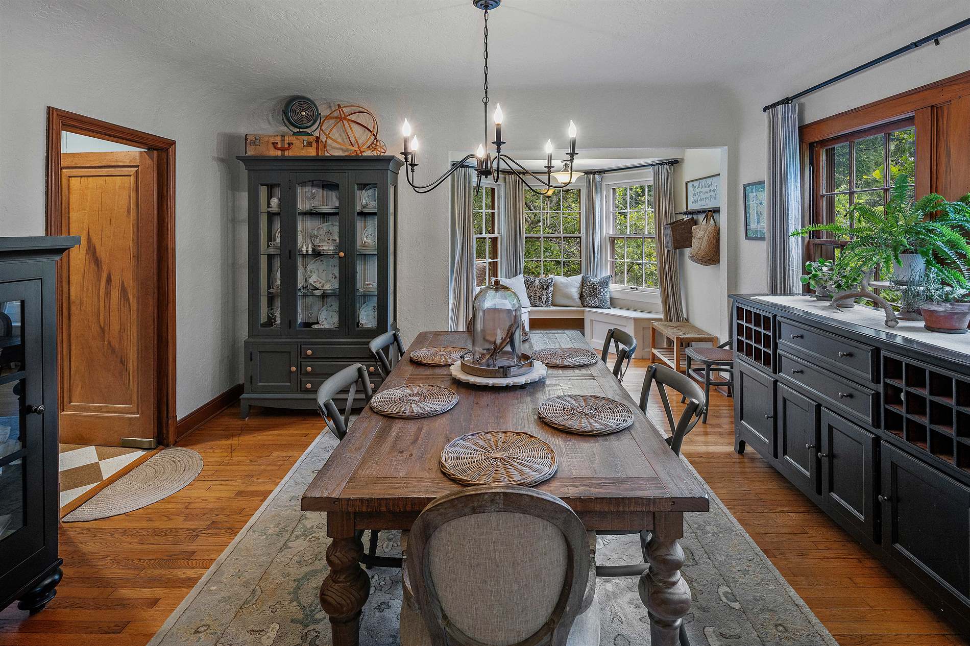 908 SW Iskagna Drive, Knoxville, TN 37919