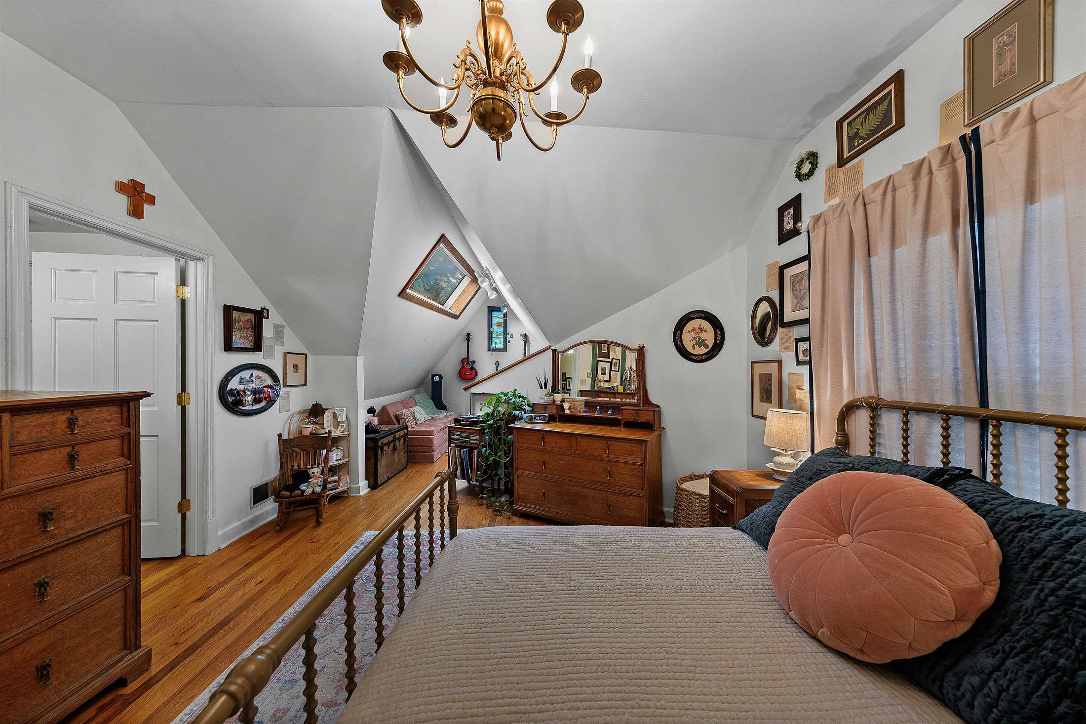 908 SW Iskagna Drive, Knoxville, TN 37919