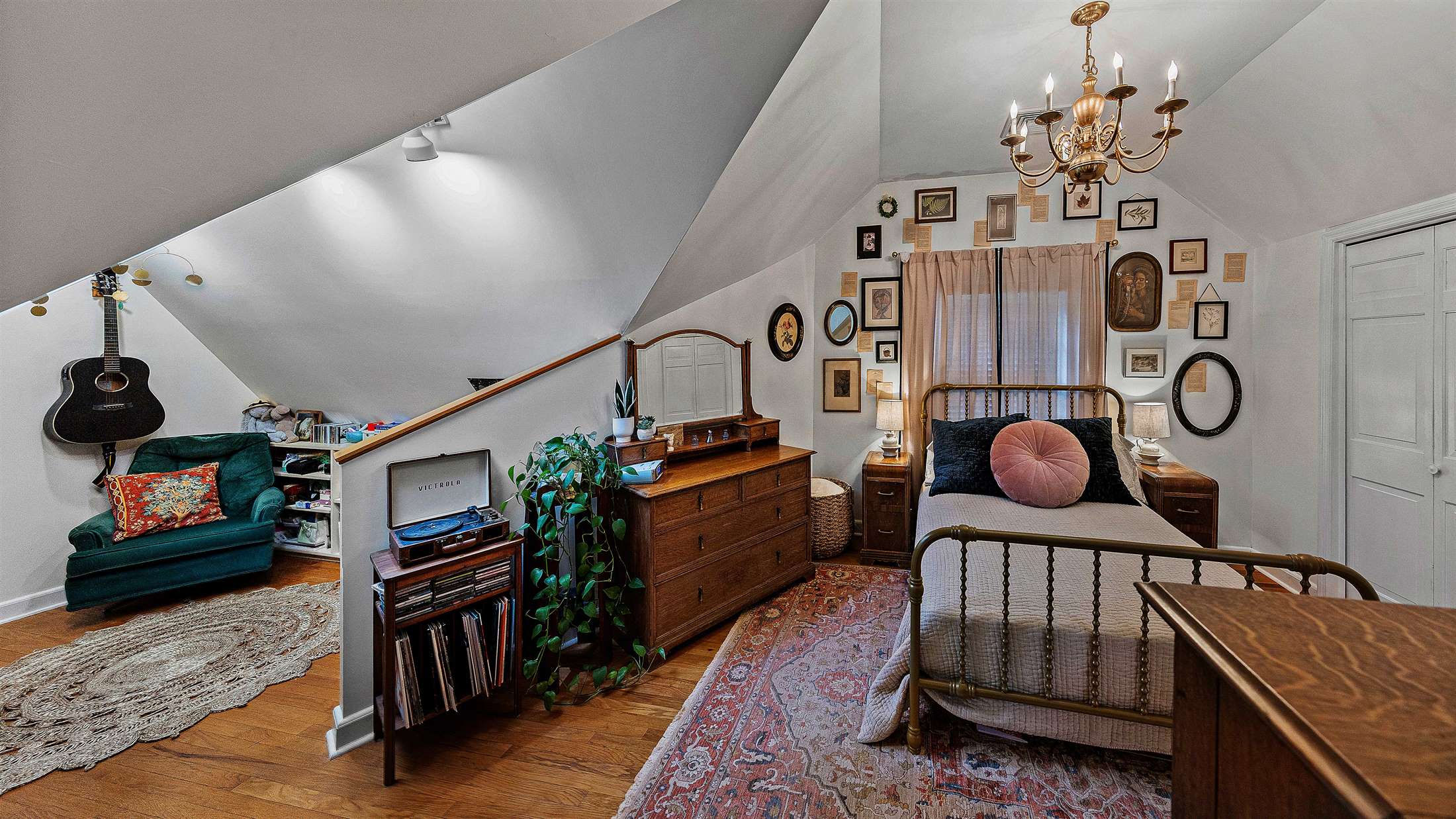 908 SW Iskagna Drive, Knoxville, TN 37919