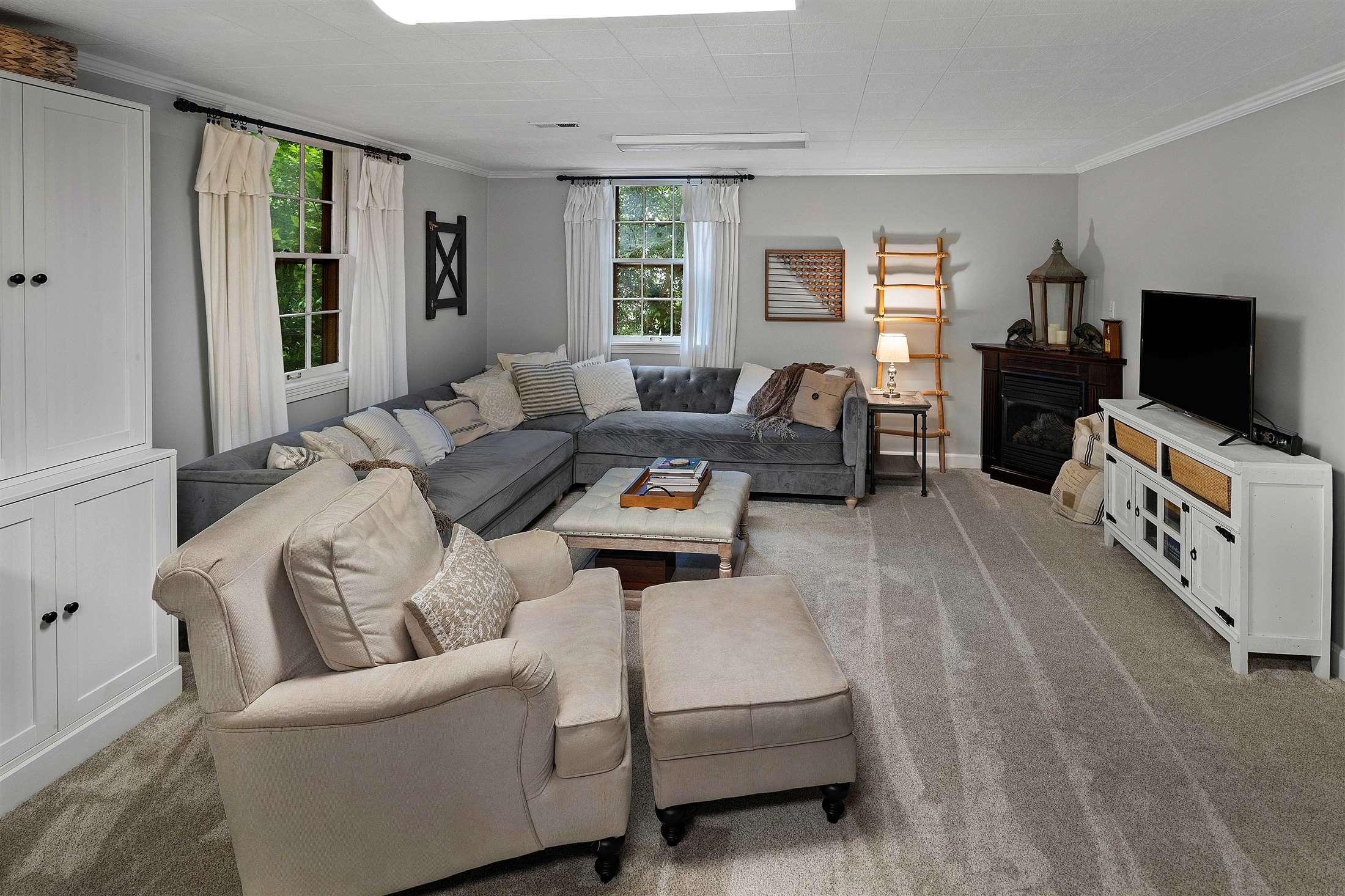 908 SW Iskagna Drive, Knoxville, TN 37919