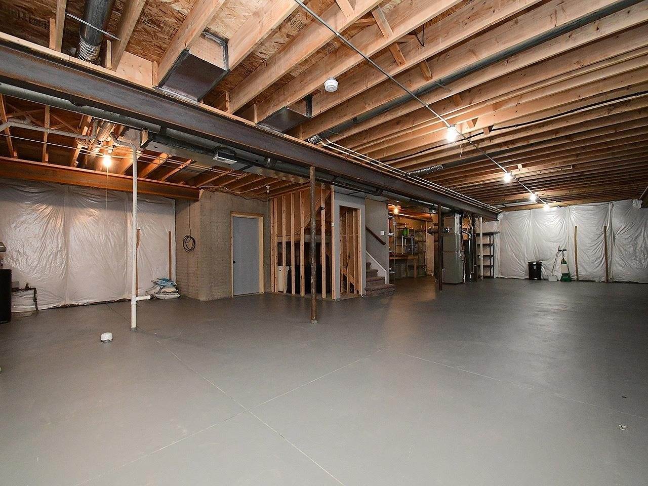 2710 North 189 Street, Elkhorn, NE 68022