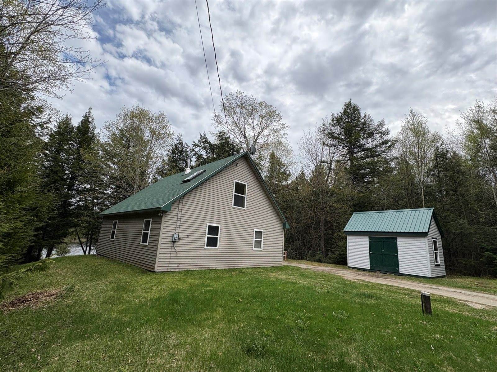 21 Smart Estates Drive, Lee, ME 04455