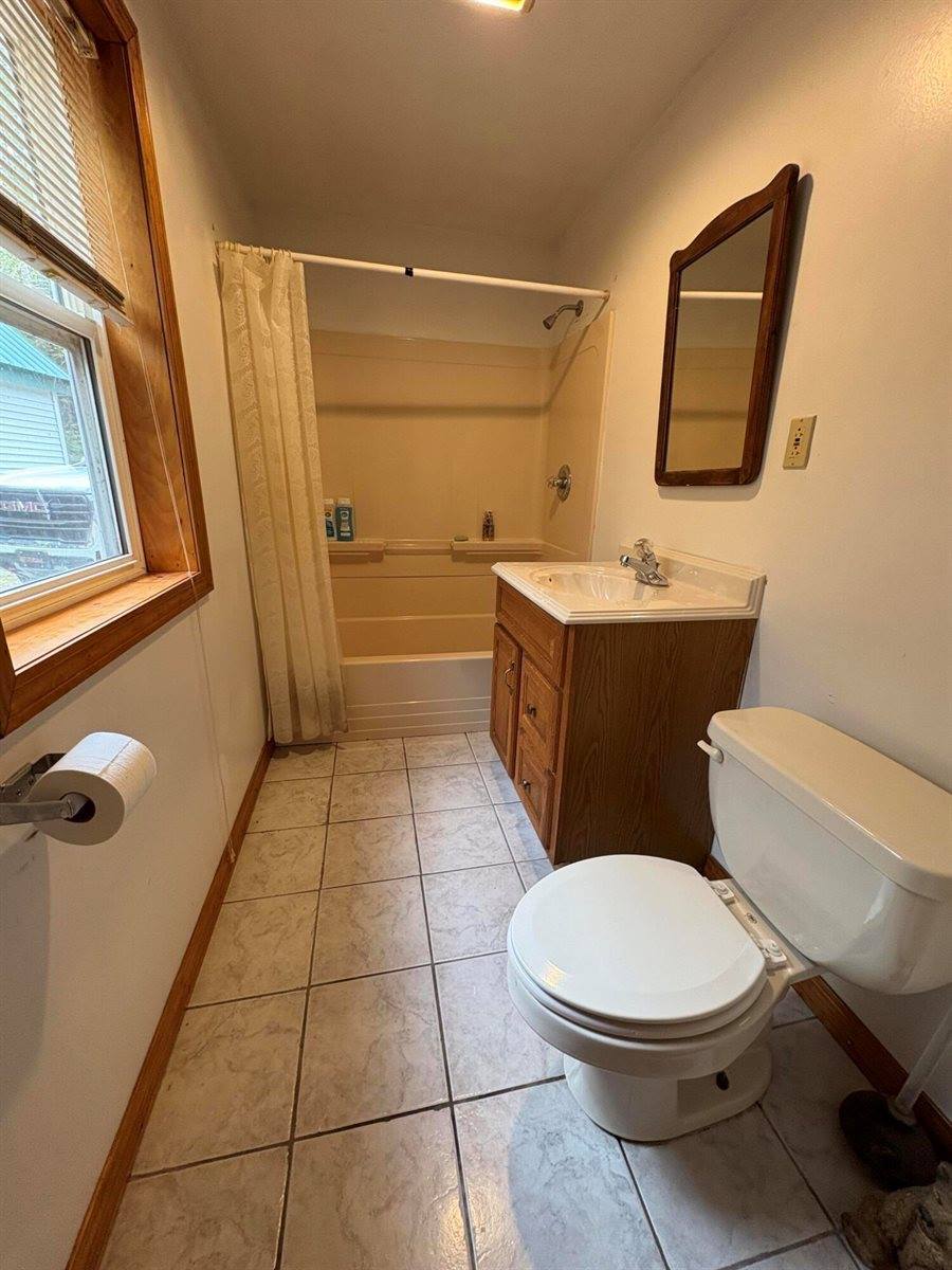 21 Smart Estates Drive, Lee, ME 04455