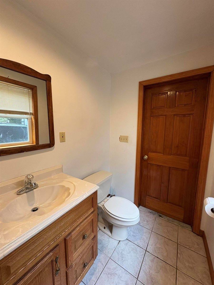 21 Smart Estates Drive, Lee, ME 04455