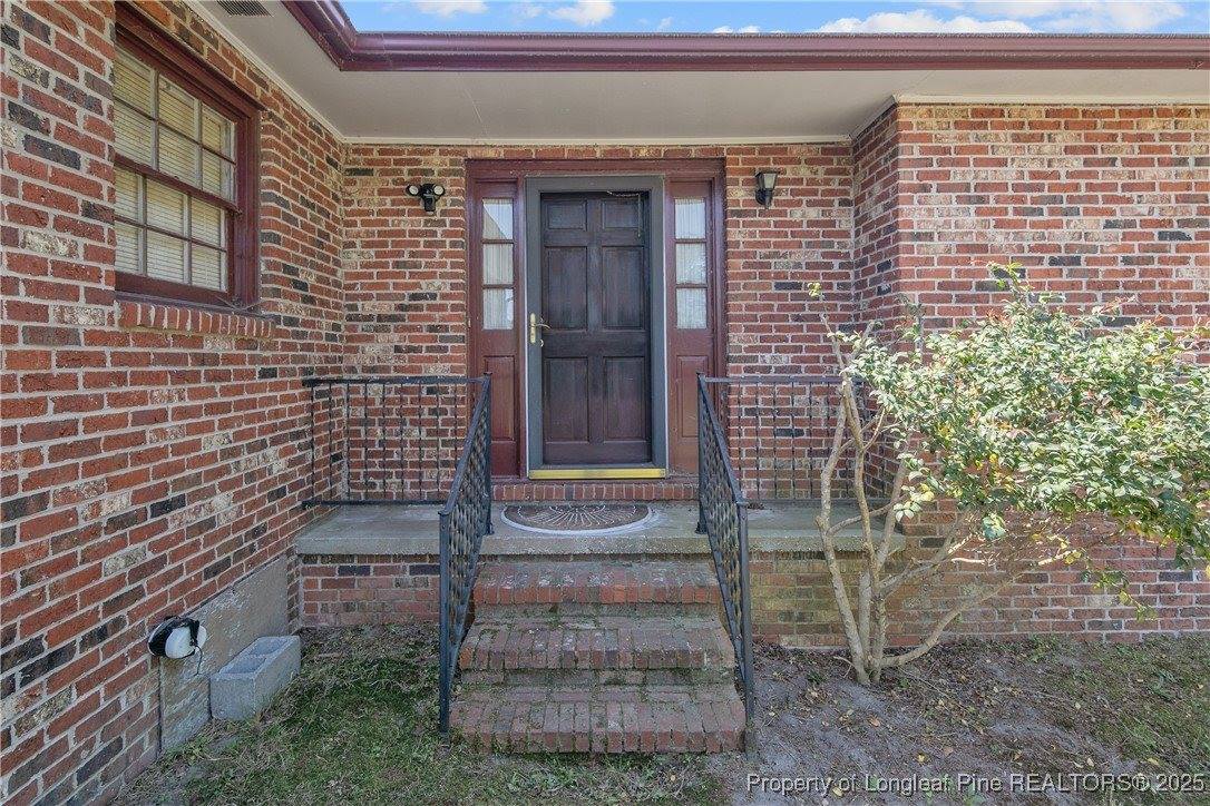 2530 Adkins Hill Drive, Fayetteville, NC 28306