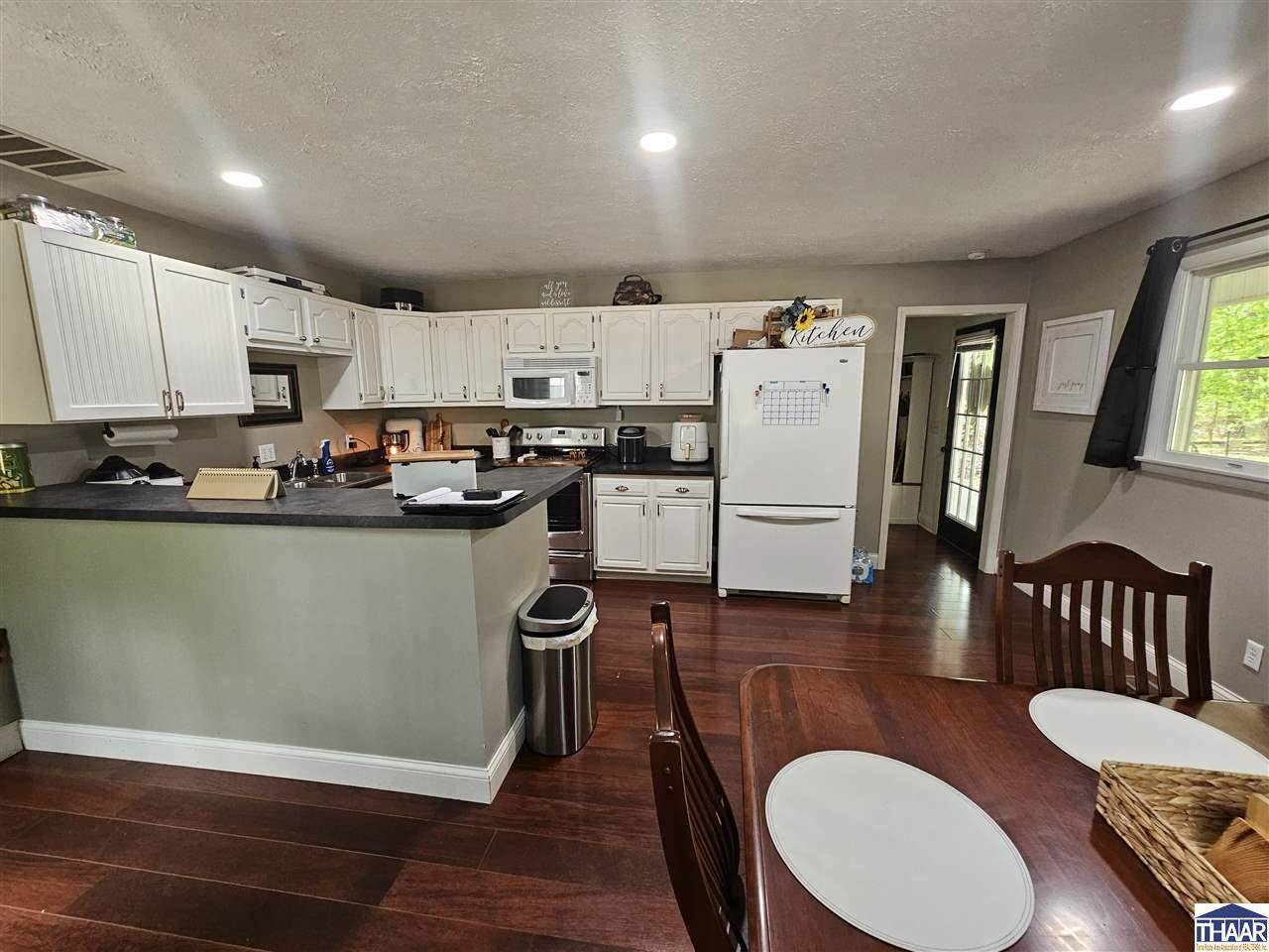 6830 State Road 159, Terre Haute, IN 47802