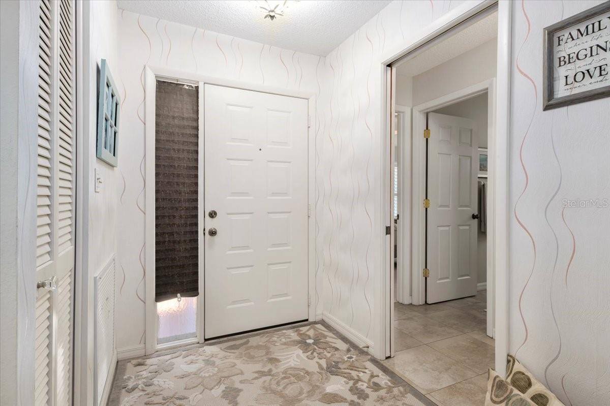 657 Foxwood Boulevard, Englewood, FL 34223