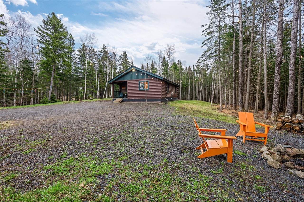 33 Big Snow Way, Rangeley, ME 04970