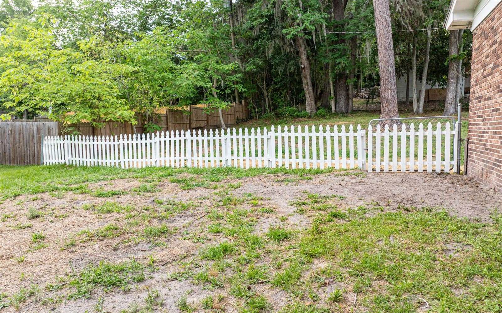 1275 NW Eadie Street, Lake City, FL 32025