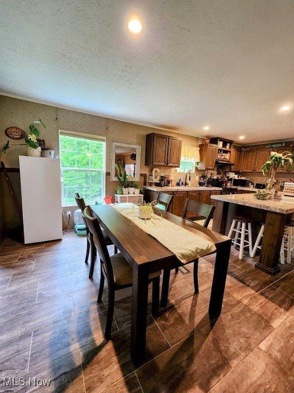 62525 Institute Road, Lore City, OH 43755