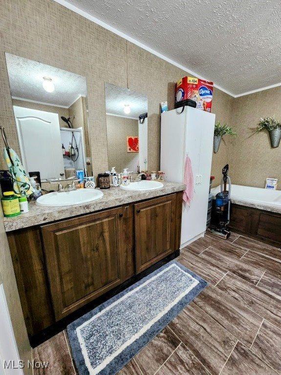 62525 Institute Road, Lore City, OH 43755